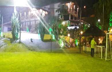 Imagem 4: Imóvel de Luxo em Condomínio - Casa com 12 Quartos, 3 Salas e 9 Banheiros...