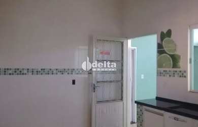 Imagem 6: Casa disponível para venda no bairro Nossa Senhora das Graças em Uberlândia...