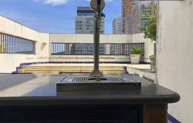 Imagem: O apartamento na cobertura possui 4 Dormitórios, 5 Banheiros