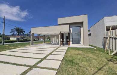 Imagem: A casa em condomínio possui 3 Dormitórios, 2 Banheiros, 4