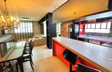 Imagem: O apartamento possui 3 Dormitórios, 2 Banheiros, 2 Vagas na