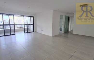 Imagem: O apartamento possui 4 Dormitórios, 5 Banheiros, 3 Vagas na