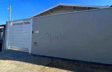 Imagem: A casa possui 3 Dormitórios, 2 Banheiros, 1 Vaga na garagem