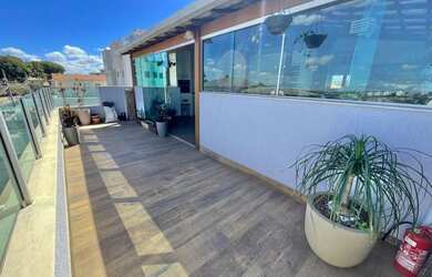 Imagem: O apartamento na cobertura possui 3 Dormitórios, 2 Banheiros