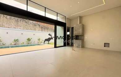 Imagem: A casa em condomínio possui 3 Dormitórios, 4 Banheiros, 4