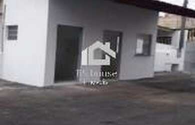 Imagem: O depósito possui 5 Vagas na garagem, 400m² de Área e está