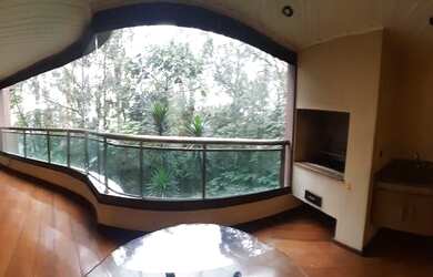 Imagem: O apartamento possui 5 Dormitórios, 5 Banheiros, 4 Vagas na