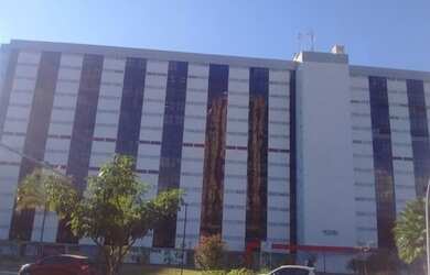 Imagem: O depósito possui 1 Vaga na garagem, 17m² de Área e está