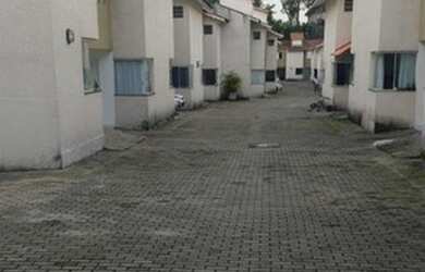 Imagem: A casa em condomínio possui 2 Dormitórios, 2 Banheiros, 1