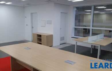 Imagem: O depósito possui 113m² de Área e está localizado em Jardim