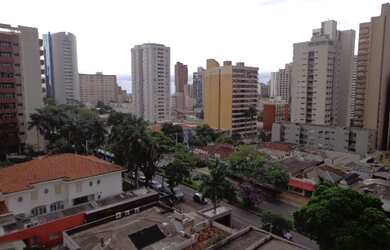 Imagem: O apartamento possui 4 Dormitórios, 5 Banheiros, 2 Vagas na