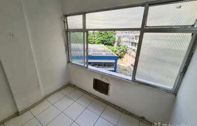 Imagem: A kitnet possui 1 Dormitório, 1 Banheiro, 36m² de Área e