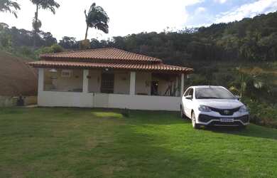 Imagem: A fazenda possui 1500m² de Área e está localizado em Alfredo