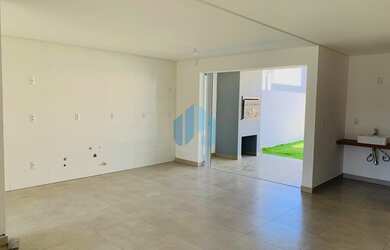 Imagem 11: Belo Sobrado Novo, Localizado no Loteamento Pedra Branca, a 4 km da Praia...