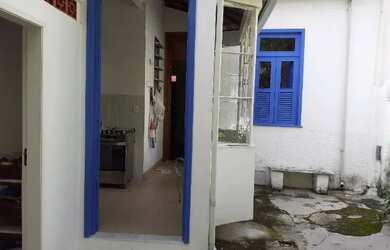 Imagem: A casa possui 2 Dormitórios, 2 Banheiros e 80m² de Área e