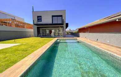 Imagem 1: Casa moderna no Condomínio Figueira Garden - Atibaia