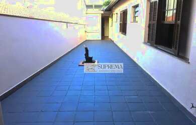 Imagem: A casa possui 2 Dormitórios, 3 Banheiros, 2 Vagas na garagem