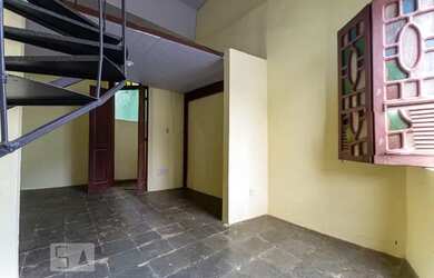 Imagem: A casa para alugar possui 2 Dormitórios, 1 Banheiro e 65m²