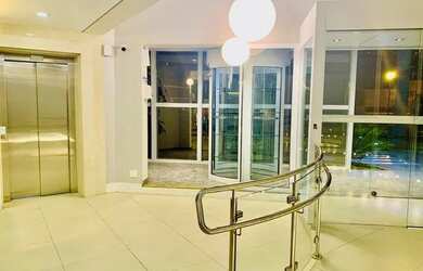 Imagem: O apartamento possui 2 Dormitórios, 1 Banheiro, 2 Vagas na