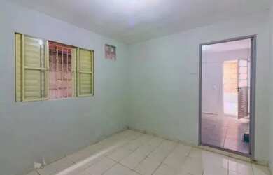 Imagem 16: Casa com 2 dormitórios à venda por R$ 270.000 na Vila Picinin