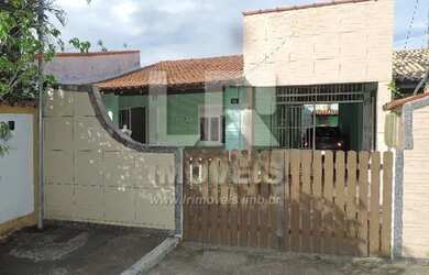 Imagem: A casa em condomínio possui 3 Dormitórios, 2 Banheiros, 3