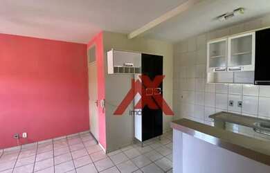 Imagem: O apartamento possui 2 Dormitórios, 1 Banheiro, 1 Vaga na garagem