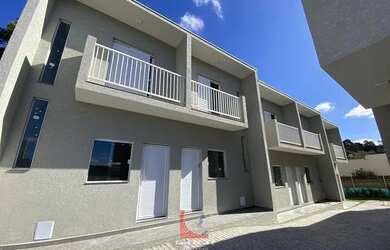 Imagem: A casa possui 2 Dormitórios, 2 Banheiros, 1 Vaga na garagem