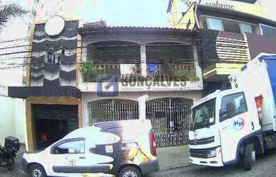 Imagem: A casa possui 5 Dormitórios, 2 Banheiros, 2 Vagas na garagem