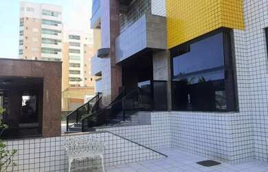 Imagem 2: Apartamento com 2 dormitórios à venda, 71 m² por R$ 320.000 - Centro...