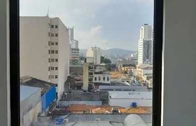 Imagem: O depósito possui 1 Vaga na garagem, 30m² de Área e está