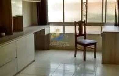 Imagem: O apartamento possui 1 Dormitório, 1 Banheiro, 1 Vaga na garagem