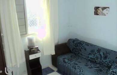 Imagem: O apartamento possui 3 Dormitórios, 1 Banheiro, 1 Vaga na garagem