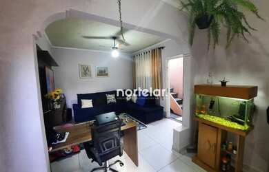 Imagem: A casa possui 2 Dormitórios, 2 Banheiros, 1 Vaga na garagem