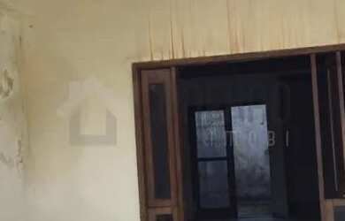 Imagem 5: Casa no Jabotiana. 300m² de Área, 2 Vagas na garageme3 Dormitórios