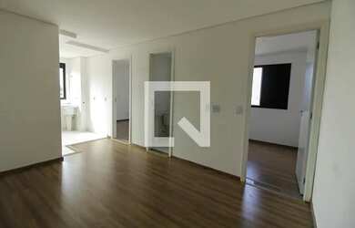 Imagem: O apartamento possui 2 Dormitórios, 1 Banheiro e 42m² de Área