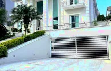 Imagem 3: Melville. Piscina, Churrasqueira, 720m² de Áreae5 Vagas na garagem