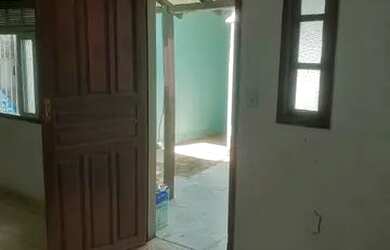 Imagem: A casa possui 1 Dormitório, 1 Banheiro, 50m² de Área e está