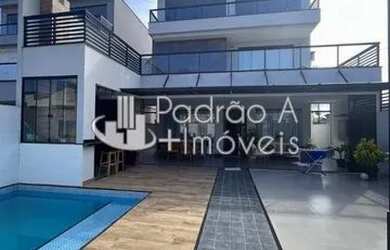 Imagem: A casa em condomínio possui 3 Dormitórios, 5 Banheiros, 3