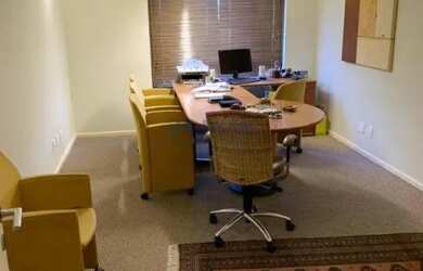 Imagem: O depósito possui 34m² de Área e está localizado em Barra