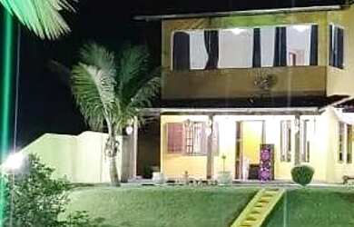 Imagem: A pousada chalé possui 3 Dormitórios, Acomodam 10 pessoas