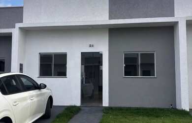 Imagem: A casa em condomínio possui 2 Dormitórios, 1 Banheiro, 2 Vagas