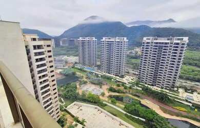 Imagem: O apartamento na cobertura possui 4 Dormitórios, 4 Banheiros