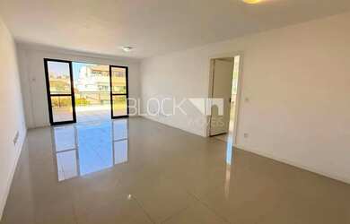 Imagem: O apartamento na cobertura possui 3 Dormitórios, 5 Banheiros