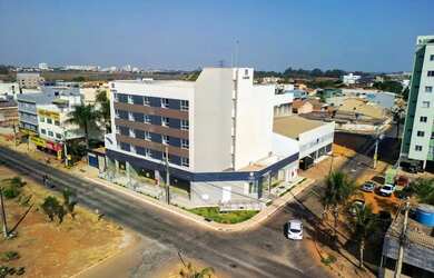 Imagem: O apartamento possui 1 Dormitório, 1 Banheiro, 33m² de Área