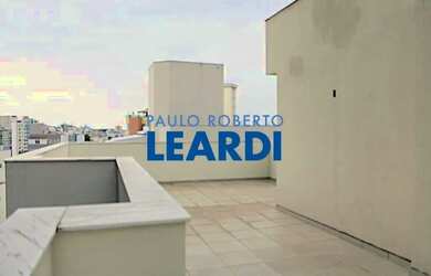 Imagem: O apartamento na cobertura possui 3 Dormitórios, 2 Banheiros