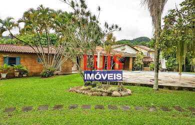 Imagem: O terreno possui 5.400m² de Área e está localizado em Itaipu