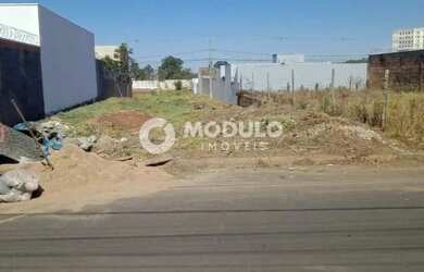 Imagem: O terreno possui 250m² de Área e está localizado em Jardim