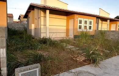 Imagem: A casa em condomínio possui 2 Dormitórios, 2 Banheiros, 1