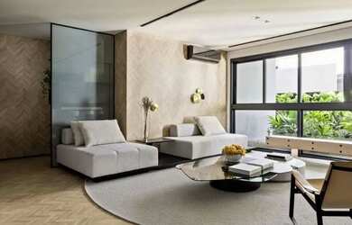 Imagem: O apartamento possui 1 Dormitório, 3 Banheiros, 2 Vagas na