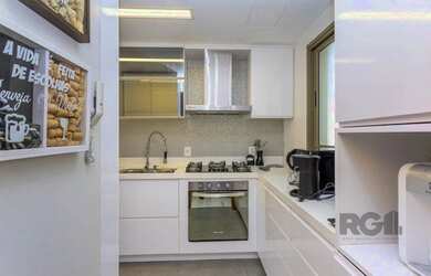 Imagem 13: Apartamento em Cavalhada. Churrasqueira, 104m² de Área, 2 Vagas na garageme3...